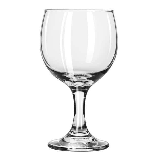 0020225_1.jpg Empty wine glass for hygiene and beverage service, highlighting clean glassware solutions.