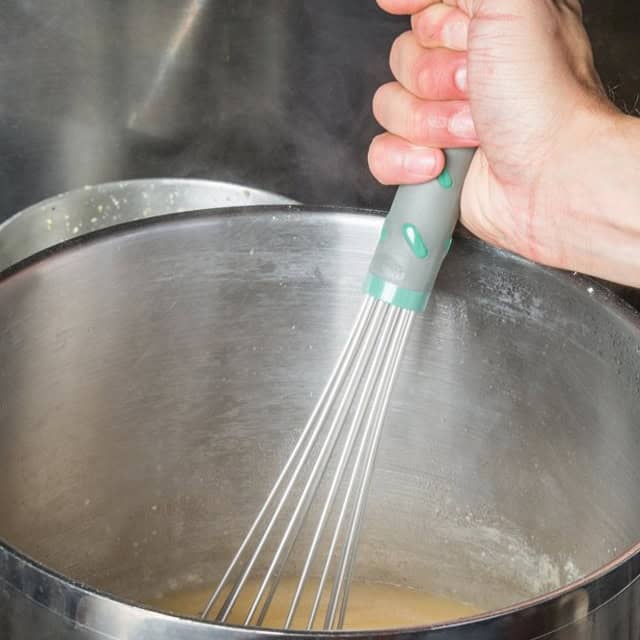 0055424_4.jpg Vollrath (47016) 18-8 S/S French Whip 16″
