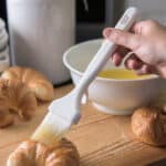 Carlisle Meteor Pastry Brush 2″, White