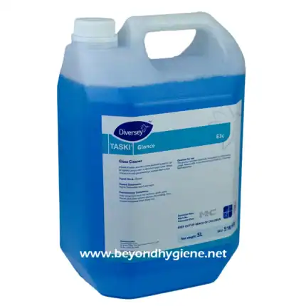 Highly effective glass cleaner in a 5-liter blue container, ideal for cleaning glass surfaces with a powerful formula, suitable for commercial and industrial use in Asia.