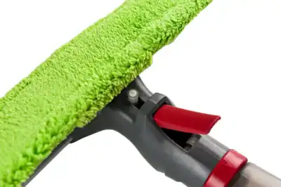Microfiber cleaning mop with adjustable handle, perfect for commercial and industrial hygiene cleaning tasks.