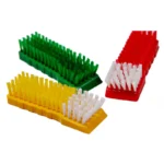 PLASTIC LAUNDRY BRUSH (#820)