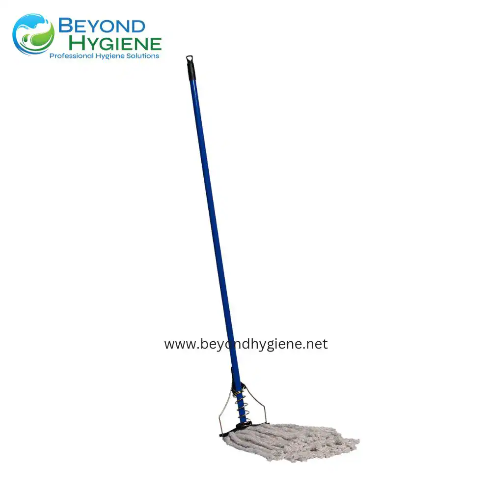 SPRING TYPE STEEL MOP SET Microfiber mop with extendable handle for professional hygiene cleaning solutions. Suitable for commercial and industrial cleaning in Asia. Durable and efficient for maintaining hygiene standards.
