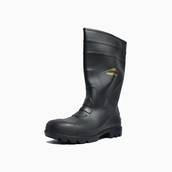 Rubber safety boot with durable sole and waterproof design for industrial and hygiene environments.