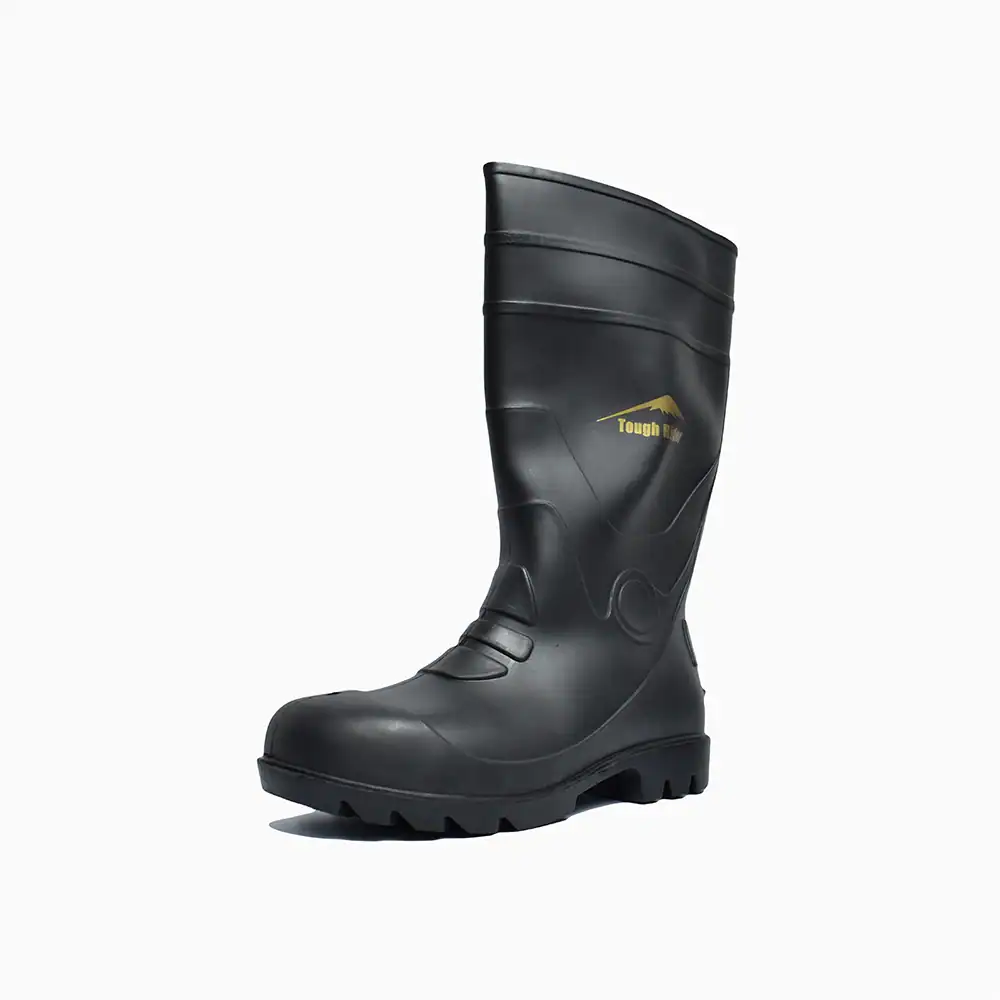 TOUGH RIDER RAINBOOTS WITH STEEL TOE Rubber safety boot with durable sole and waterproof design for industrial and hygiene environments.