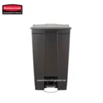 Rubbermaid commercial hands-free trash bin with foot pedal, durable and hygienic waste disposal solution. Perfect for public restrooms, cafeterias, and workplaces to promote cleanliness and sanitation.