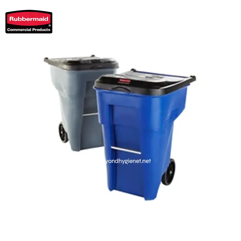 1004257 (4) Rubbermaid brand blue and gray trash bins on wheels, designed for commercial waste management and sanitation solutions.