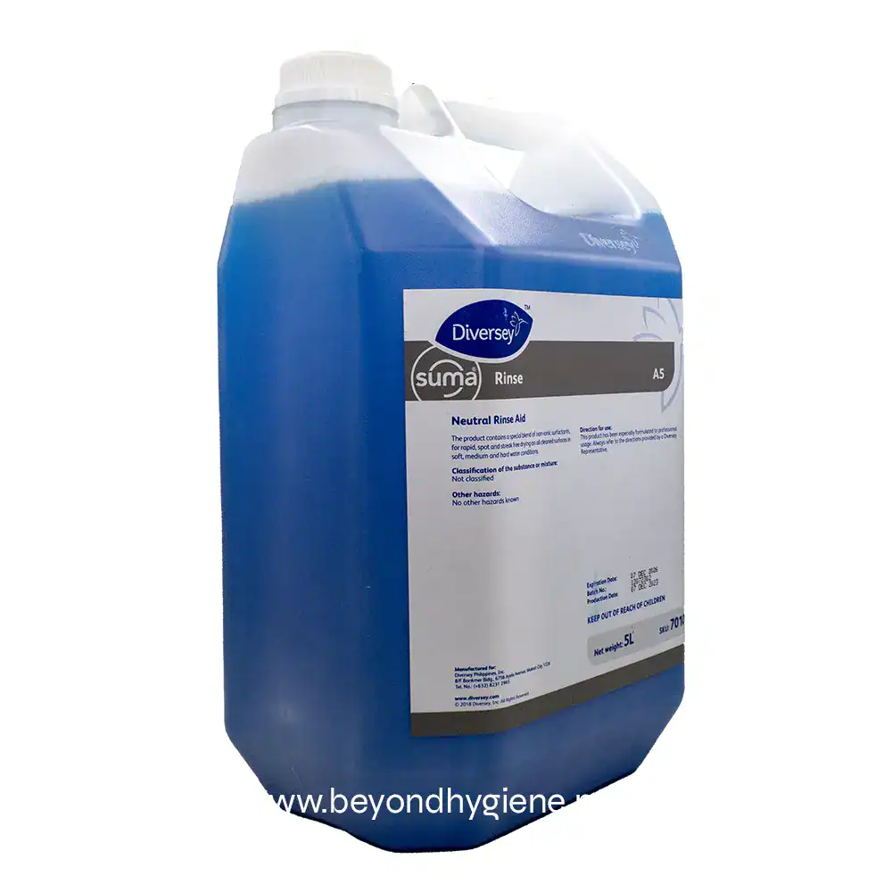 3 Diversey Suma Rinse A5, neutral rinsing aid for industrial cleaning, 5L bottle, suitable for fast, spot, and stain removal, ideal for commercial and hospitality sanitation needs.