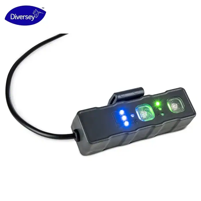 Disinfectant UV-C sterilization wand with LED indicators for enhanced hygiene in medical and cleaning environments. Compact, portable, and effective for germ and bacteria elimination.