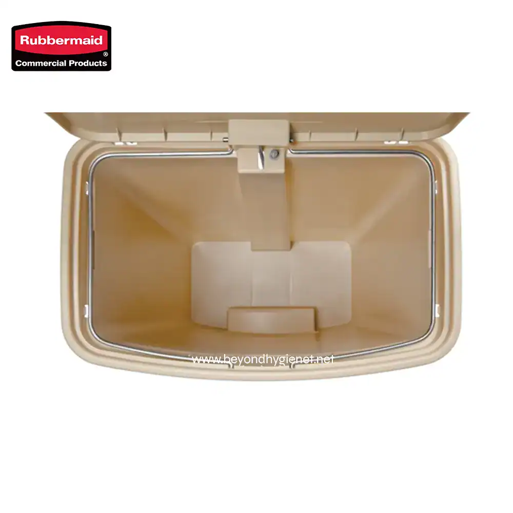 6 Rubbermaid commercial food storage container, beige, with lid open, suitable for hygiene and sanitation.