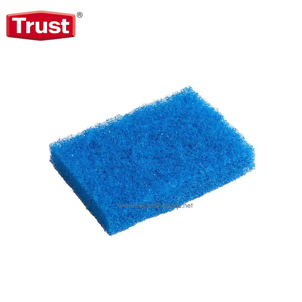 6603 Blue cleaning sponge for disinfecting surfaces, durable and effective for hygiene maintenance in commercial and industrial spaces.
