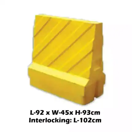 Yellow hygiene cleaning sponge with dimensions and interlocking feature, suitable for commercial and industrial cleaning applications in Asia.