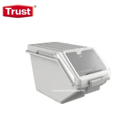 Refrigeration ice machine for commercial use, white ice maker with glass lid, durable ice machine for restaurants and hotels, reliable ice production equipment, commercial hygiene equipment for food service.