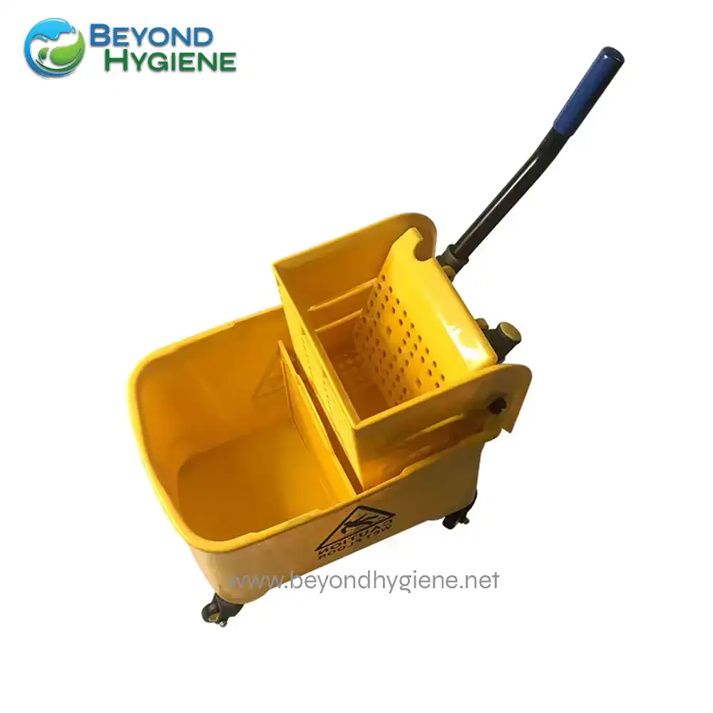 UGA068-4 Yellow janitorial mop bucket with wringer for commercial cleaning, hygiene, and sanitation in Asian markets.