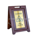 Wet floor caution sign for safety in hygiene environments, suitable for restaurants, clinics, and commercial spaces.