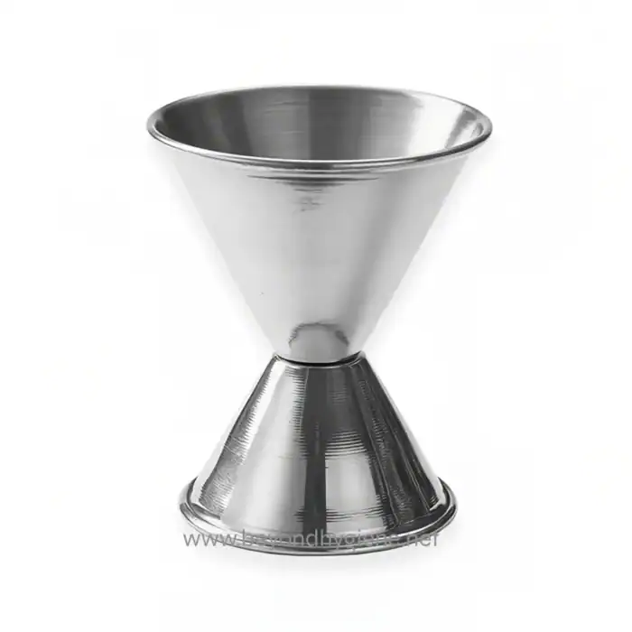 Stainless steel funnel for hygiene and food preparation, durable and hygienic for commercial and industrial cleaning applications. Perfect for liquid transfer in professional settings.