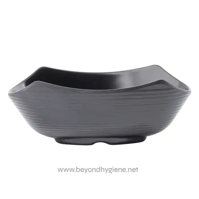 Black ceramic soap dish with textured design, ideal for hygiene and bathroom organization. Perfect for holding soap bars securely and adding a modern touch to hygiene spaces.