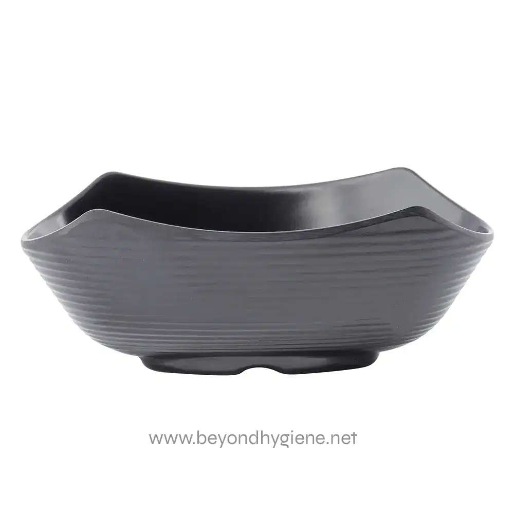 3 Black ceramic soap dish with textured design, ideal for hygiene and bathroom organization. Perfect for holding soap bars securely and adding a modern touch to hygiene spaces.