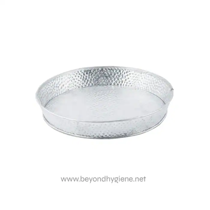 Shiny silver oval serving tray with textured surface, ideal for catering and food presentation. Perfect for corporate events, parties, and professional catering services.
