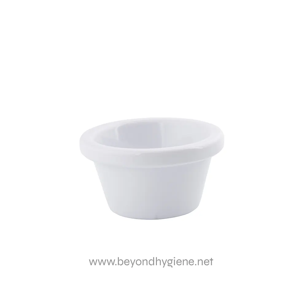 5 Disposable plastic cup holder for hygiene and sanitation, ideal for food service and catering industries. Designed to keep cups stable and prevent spills in busy environments.