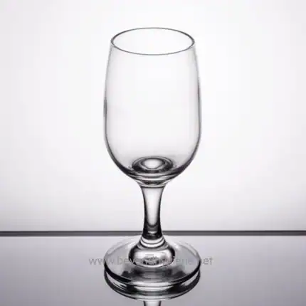 Clear glass champagne flute close-up for hygienic glassware beverages.