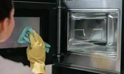 Highly effective commercial microwave cleaning by Beyond Hygiene Asia for optimal hygiene and sanitation.