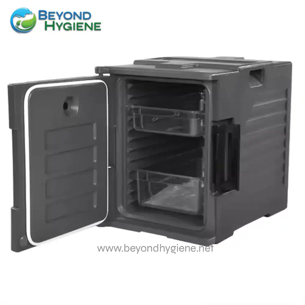 UGA-JDUPC06_2 Stainless steel commercial chest freezer with adjustable shelves suitable for food storage and catering in Asian markets. Durable and energy-efficient refrigeration unit.