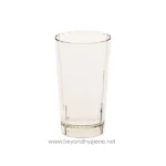 Clear plastic drinking glass, ideal for hygiene and beverage consumption, with clean design and transparent appearance, suitable for restaurants and events.