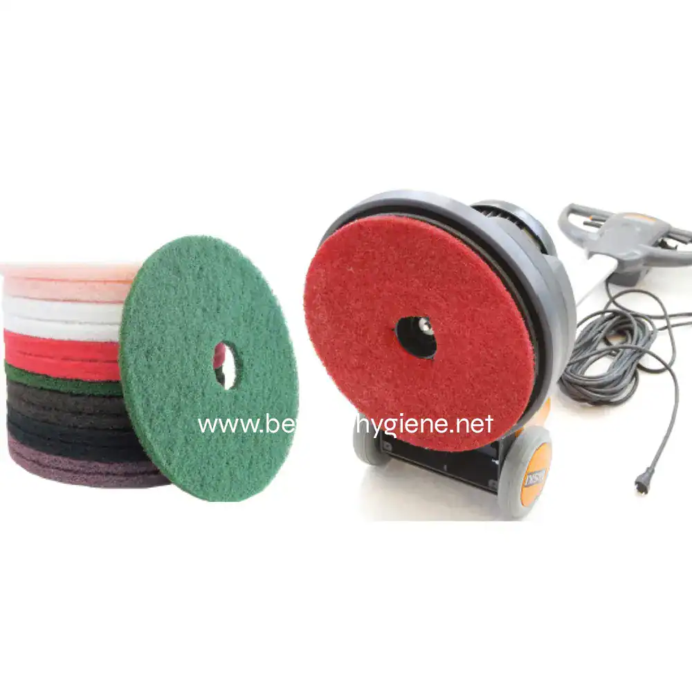 Diveresy Floor Pads Multi-colored polishing pads and a polishing machine for professional cleaning and hygiene maintenance. Suitable for various surface treatments in commercial and industrial spaces.