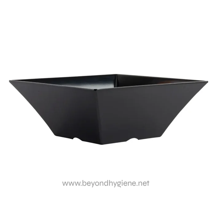 Black square hygiene sink or wash basin for commercial or industrial sanitation needs. Durable, easy to clean, suitable for hygiene and cleaning procedures in Asia.