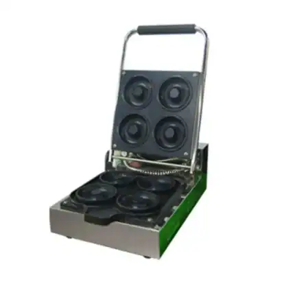 Heavy-duty commercial food warmer with adjustable temperature controls for professional kitchens and food service. Perfect for maintaining the temperature of fried foods and appetizers.