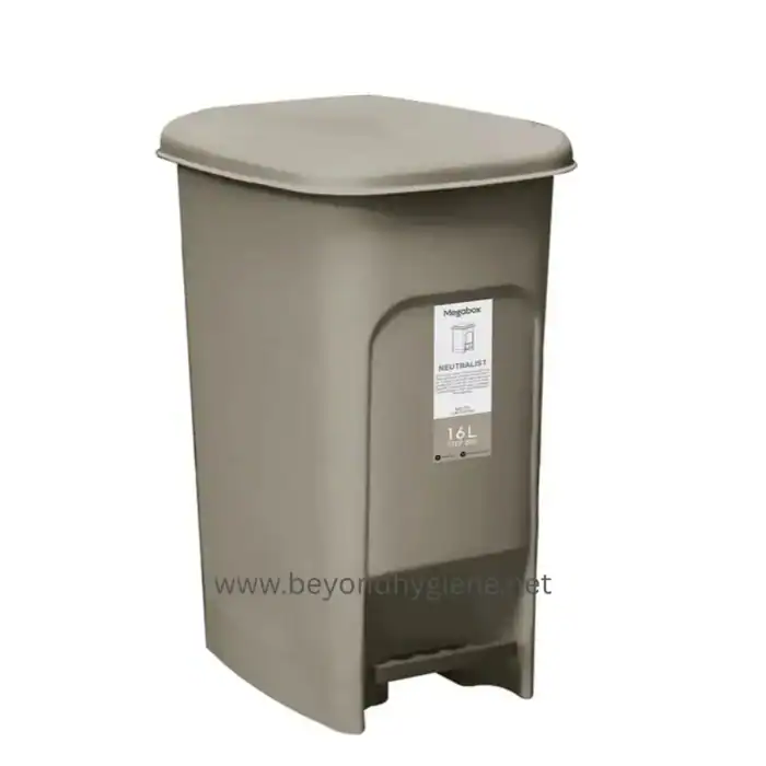 Gray 16L step trash bin with a flip lid, ideal for commercial and industrial waste disposal.
